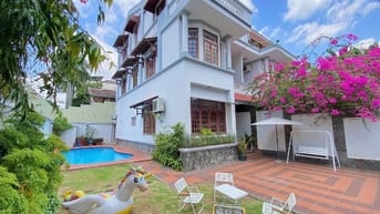 Cho thuê biệt thự Nguyễn Ư Dĩ P.Thảo Điền Q.2 + Diện tích: 20mx35m