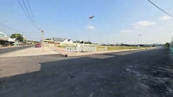 Bán đất thổ cư ngày chợ Bình Chánh sổ hồng đầy đủ giá 3 tỷ 