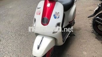 Piaggio Vespa LX 125 ie-300 2011