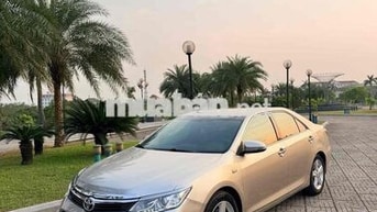 Toyota Camry 2015 2.5Q Vàng cát
