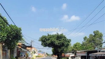 NÓNG, đất mặt tiền ngang 15m, gần 1400m2, có 230m2 thổ, SHR, chính chủ