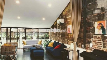 LẦU 2 KHU CHUNG CƯ TRẦN HƯNG ĐẠO GẦN BÙI VIỆN QUẬN 1