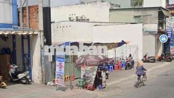 Chuyển nhượng cây xăng 2 MT 20x50