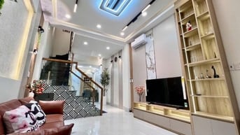 NHÀ  MỚI 5 TẦNG FULL NỘI THẤT – HXH – Ở NGAY – GIÁ TỐT