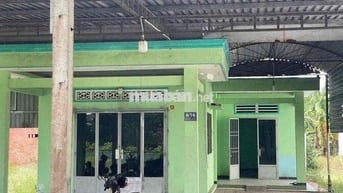 Thanh lý 1000m2 có nhà cấp 4 củ giá 130 triệu hết đất