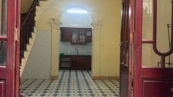 Cho thuê nhà riêng , gần chợ trường hoc phố Tam  Trinh ngã ba Lĩnh Nam