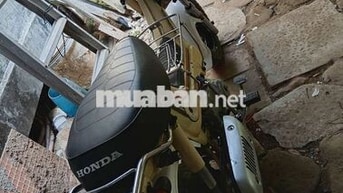 Honda Chaly màu Kem