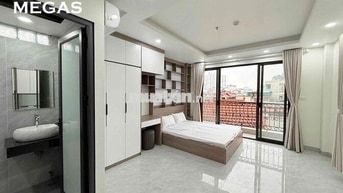 CHO THUÊ CĂN HỘ STUDIO FULL ĐỒ BAN CÔNG NGAY LOTTE MALL TÂY HỒ