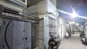 🏡 BÁN NHÀ 2 TẦNG – KHU TẬP THỂ LICOLA, VĨNH QUỲNH, THANH TRÌ
