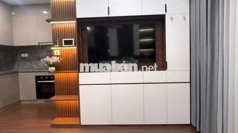Cần bán studio góc đẹp gấp hàng nét