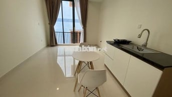 PHÒNG MỚI FULL NỘI THẤT CÓ MÁY LẠNH GẦN NGÃ TƯ HÀNG XANH