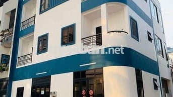 Cho thuê Hẻm Điện Biên Phủ gần cầu sài gòn nhà mới xây