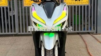Honda Vario 150cc Bạc Mới
