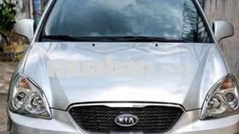 Kia Carens 2.0 MT, 2015 màu Bạc