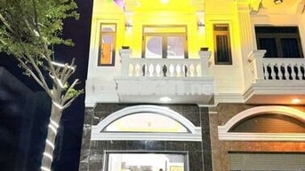 Nhà Phố mới hoàn công tặng nội thất khu đô thị iCon Central  Dĩ An