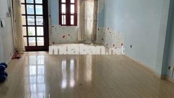 Hot! Nhà 5 lầu cho thuê đối diện bệnh viện Nguyễn Tri Phương