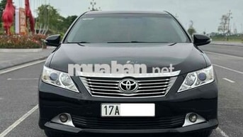 Toyota Camry 2012 2.0E Form mới