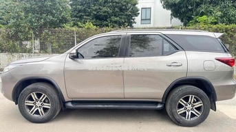 Fortuner 2020 Số tự động 1 cầu nhập khẩu 30G/5 số