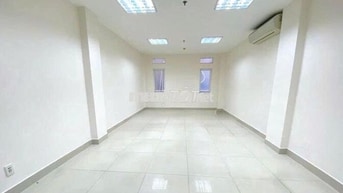 CHO THUÊ VĂN PHÒNG –  CÁCH MẠNG THÁNG 8, GẦN VÒNG XOAY DÂN CHỦ