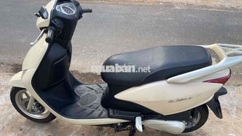 Honda Lead Vàng kem