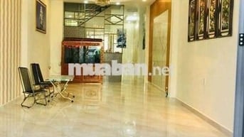 4 PHÒNG HẺM XE TẢI NGAY ỦY BAN QUẬN 