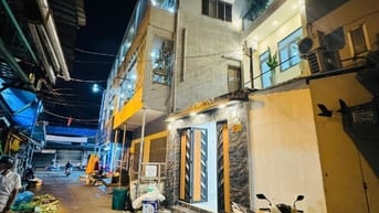 Nhà mới 100%  Hẽm xe hơi chợ Võ Thành Trang Giá bán 9.4 tỷ