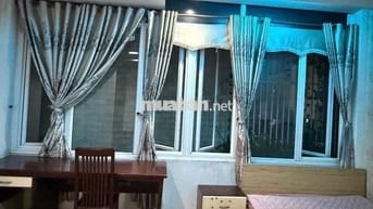 cho thuê phòng tầng 1 trong nhà nguyên căn