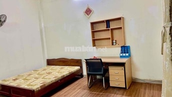 nhà ở full đồ tại phố Pháo Đài Láng