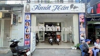 Mẹ em cần bán gấp nhà gần chợ Qui Đức, Giá 960Tr