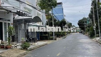 Nhà lầu mới 3 phòng KDC Hàng Bàng