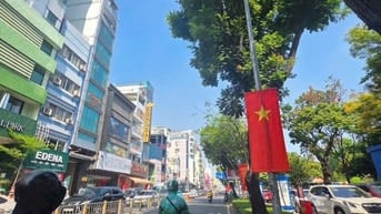 Cho thuê nhà 2MT Lý Thái Tổ Q3 dt: 3m x 7m 1L 3 lầu 1ST giá 17tr/th.