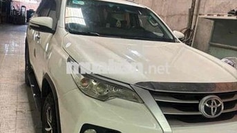 Toyota Fortuner 2017 Trắng