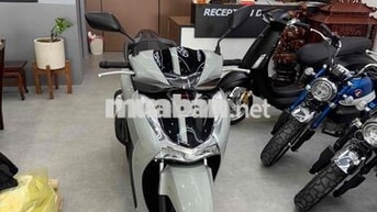 SH150 ABS 2022 zin cọp odo 1300 km như mới