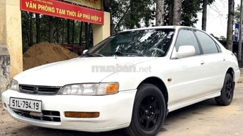 Honda Accord màu Trắng