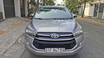 Toyota Innova E 2017 Bạc