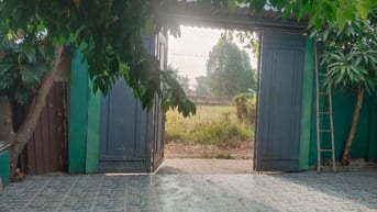 Cho thuê nhà mới xây sân vườn cây trái, thoáng mát diện tích lớn có ch