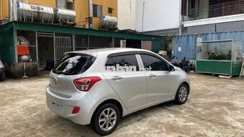 Hyundai i10 2014 Bạc Số sàn