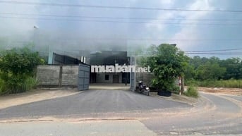 Bán nhà xưởng HL609 Phú An lô góc DT 15x40m, thổ cư 260m2