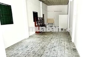 Cho thuê nhà nguyên căn Linh Trung giá rẻ sân rộng tiện đậu ô tô