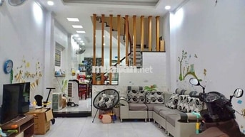 Nhà Có Nội Thất 1 Trệt 3 Lầu 4PN 5WC Hẻm Xe Hơi 502 Huỳnh Tấn Phát