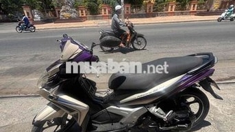 Yamaha Nouvo SX Vàng cát, Tím