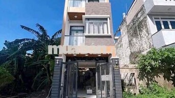 Nhà 2 lầu 5 phòng có nội thất KdC Hưng Phú 2