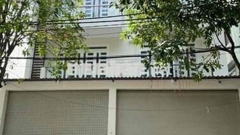 Phạm Thế Hiển, Phường 7, Quận 8 10m x 20m (200m2), 2 lầu, 1 sân thượng
