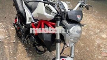Ducati mini Monster Trắng