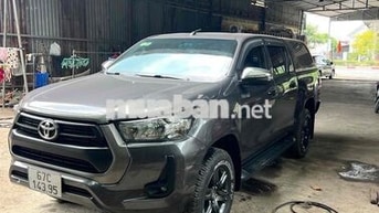 Toyota Hilux Xám 90000 km