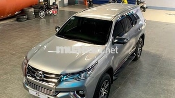 Toyota Fortuner 2018 2.7V Bạc