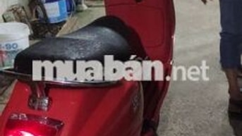 Vespa 2009.Hết bình,hư thắng trái, sạc dô chạy bth