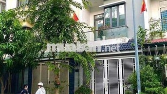 cho thuê nhà gần làng đại học, gần chợ Đông Hoà