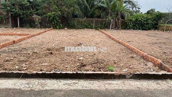 Bán đất xã Tân Hiệp Hóc Môn ngang rộng 16m (173)