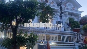 BIỆT THỰ FULL NỘI THẤT HÀ HUY GIÁP GARA XE HƠI